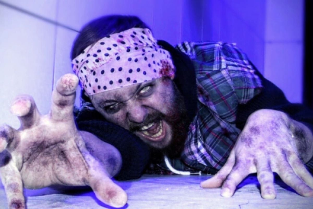 Zombie Lab Escape Room for Two - Manchester