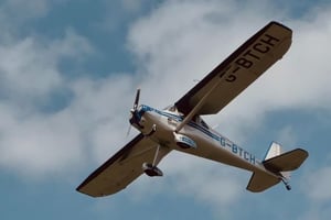 45 Minute 4 Seater Flying Lesson from Compton Abbas Airfield