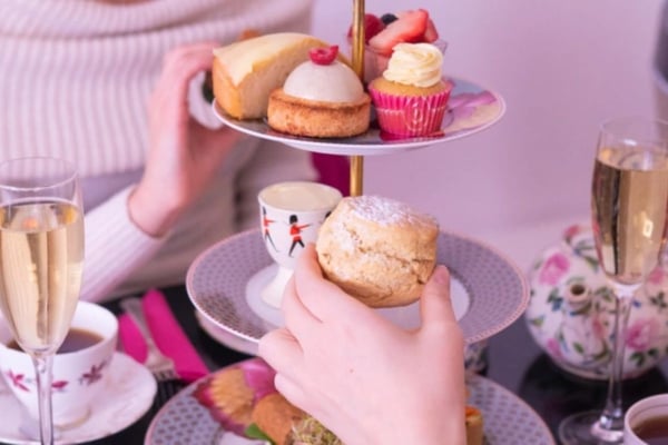 Brigits Bakery Prosecco Afternoon Tea in Covent Garden