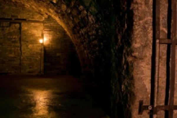 Haunted Vaults & Ghost Tours in Edinburgh