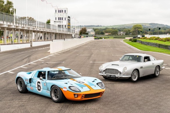 The Icons - 1 Car Driving Experience