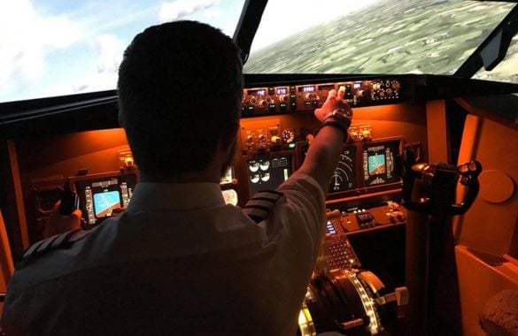 Two Hour 737 Flight Simulator Session -  Cheltenham