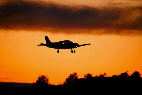 4 Seater 60 Minute Flying Lesson - Perth