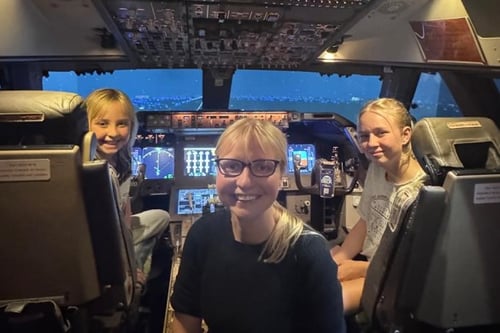 45 Minute Junior 747 Flight Simulator Session - Manchester