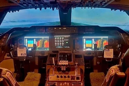 90 Minute Boeing 747 Simulator Session - Manchester
