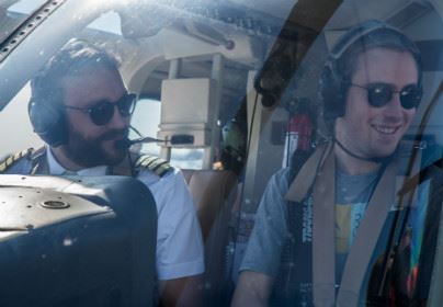 Glimpse Of London Helicopter Tour With Chocolates And Bubbly For One