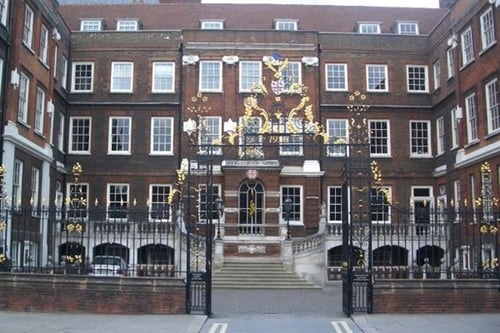 London Bus Tour - James Bond Filming Locations