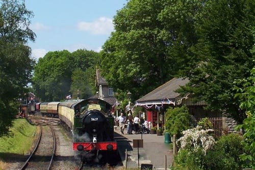 Somerset Railway Steam Train Cream Tea