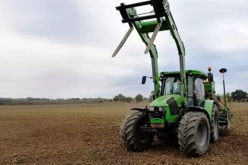 Tractor Driving Experience in Nottinghamshire