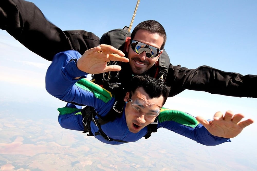 10000ft Tandem Skydive Jump - Anytime in Lincolnshire