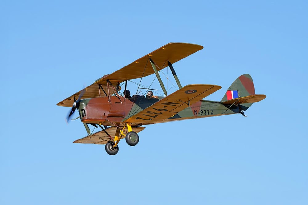 20 Minute Vintage Tiger Moth Flight