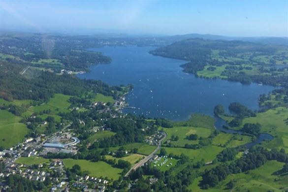 30 Minute Lake District Helicopter Tour for One