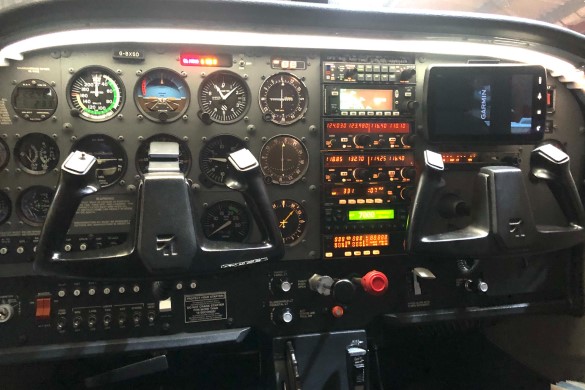 4 Seater 45 Minute Flying Lesson in Warwickshire