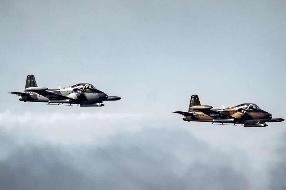 40 Minute High Speed Tour Fly a Fighter Jet Experience