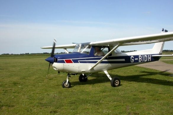 60 Minute 2 Seater Flying Lesson - East Yorkshire