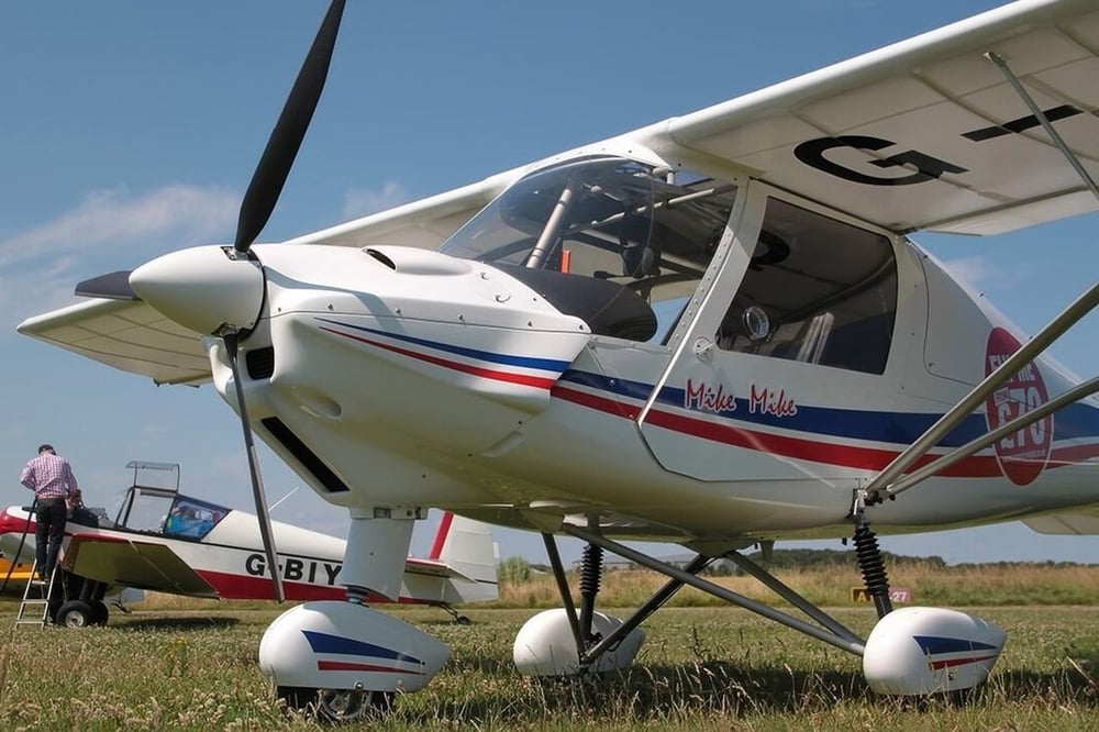 60 Minute Flying Lesson at Manston Airport in Kent