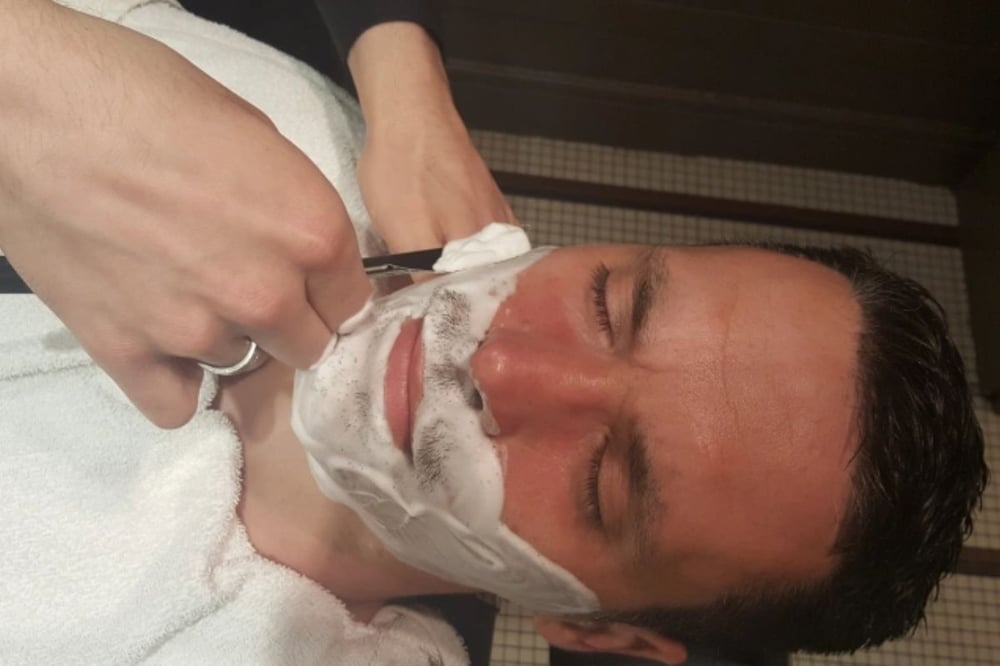 Gentlemens Wet Shave in London