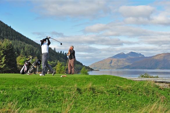 Golf in the Glencoe Valley