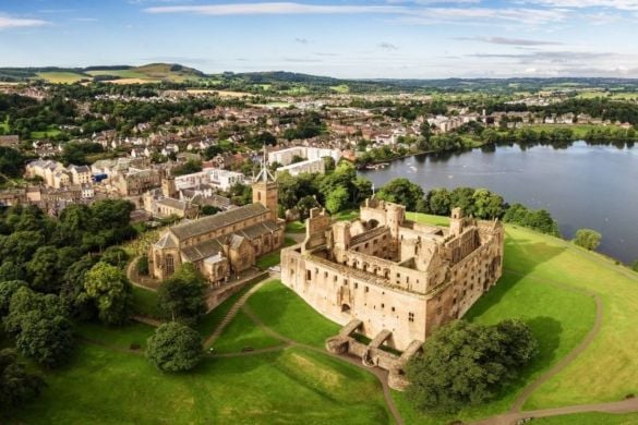 Outlander Coach Tour Scotland