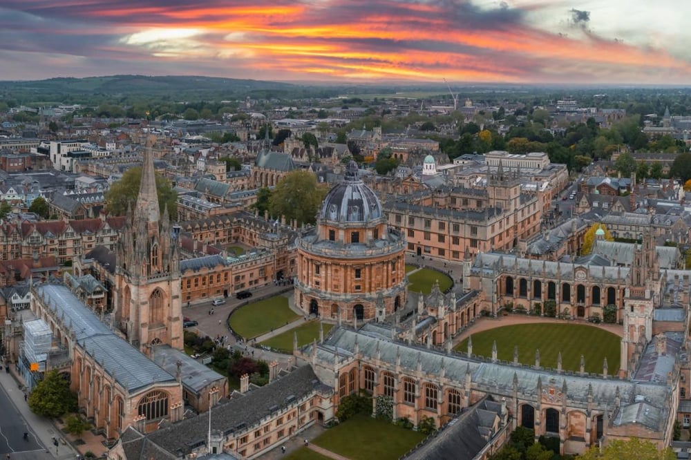 Oxford City Helicopter Sightseeing Tour for One