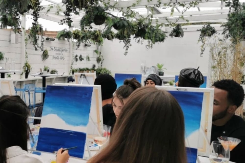 Paint and Sip Art Class in Leeds