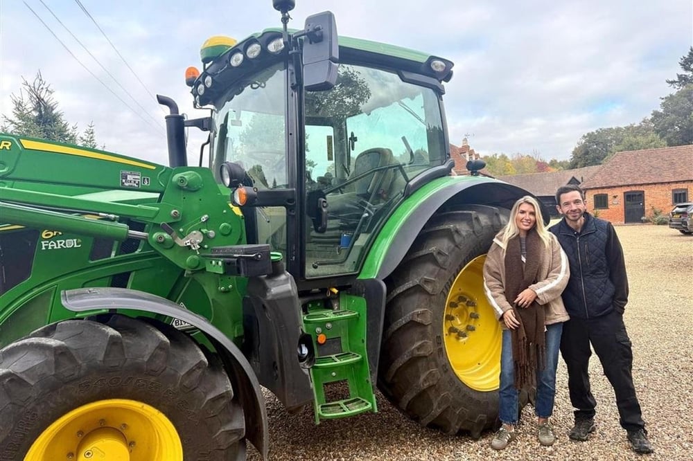 Ultimate Tractor Driving 2 Hours For One